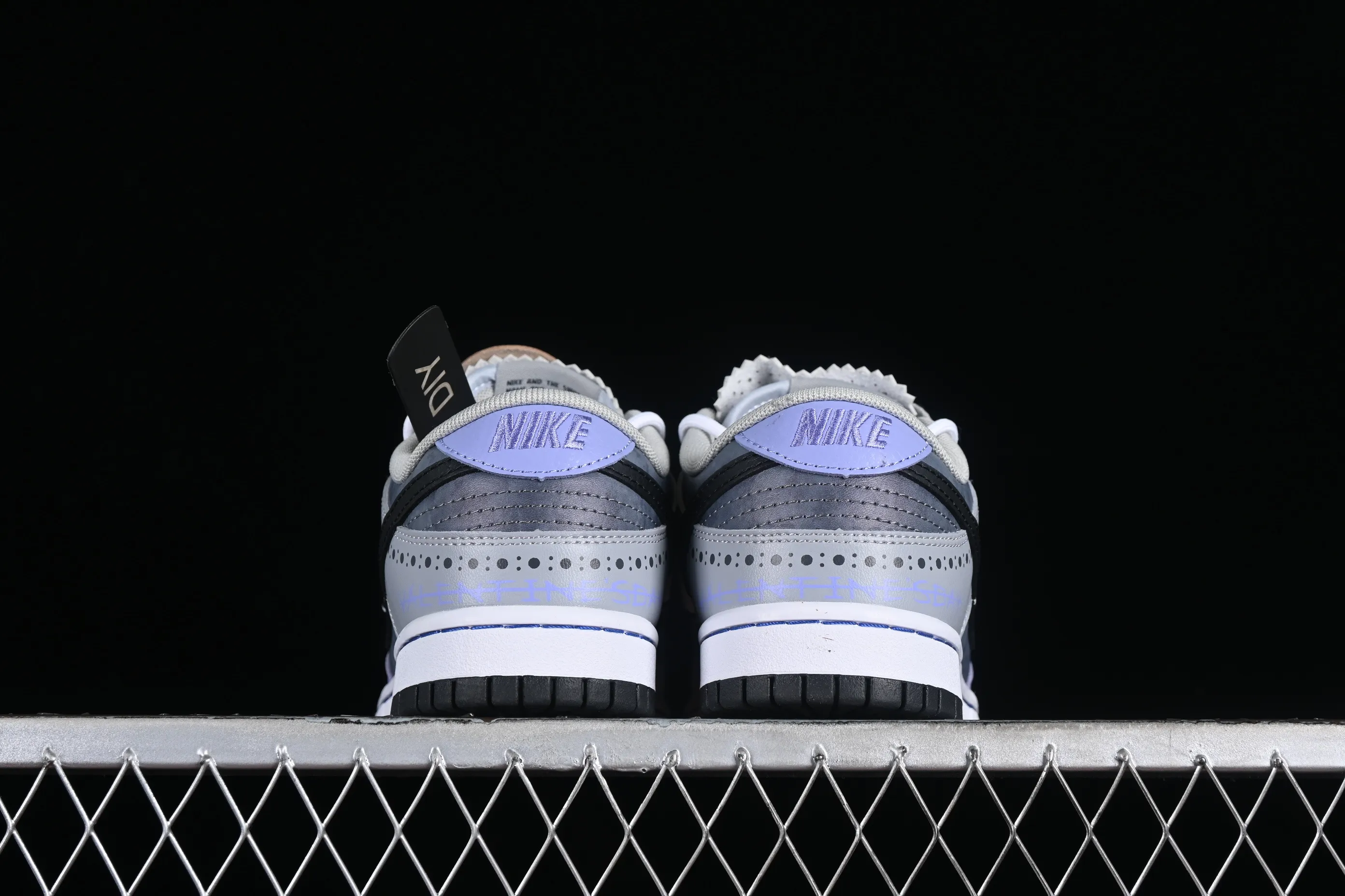 All categories Nk SB Dunk series Nk SB Dunk Low low-top sneakers Special offer Nk Dunk Low Fzbb Little Daisy Valentine's Day gift box Y2K splash ink tie-dye Single noble SB strap low-top casual sneakers DD3363-002